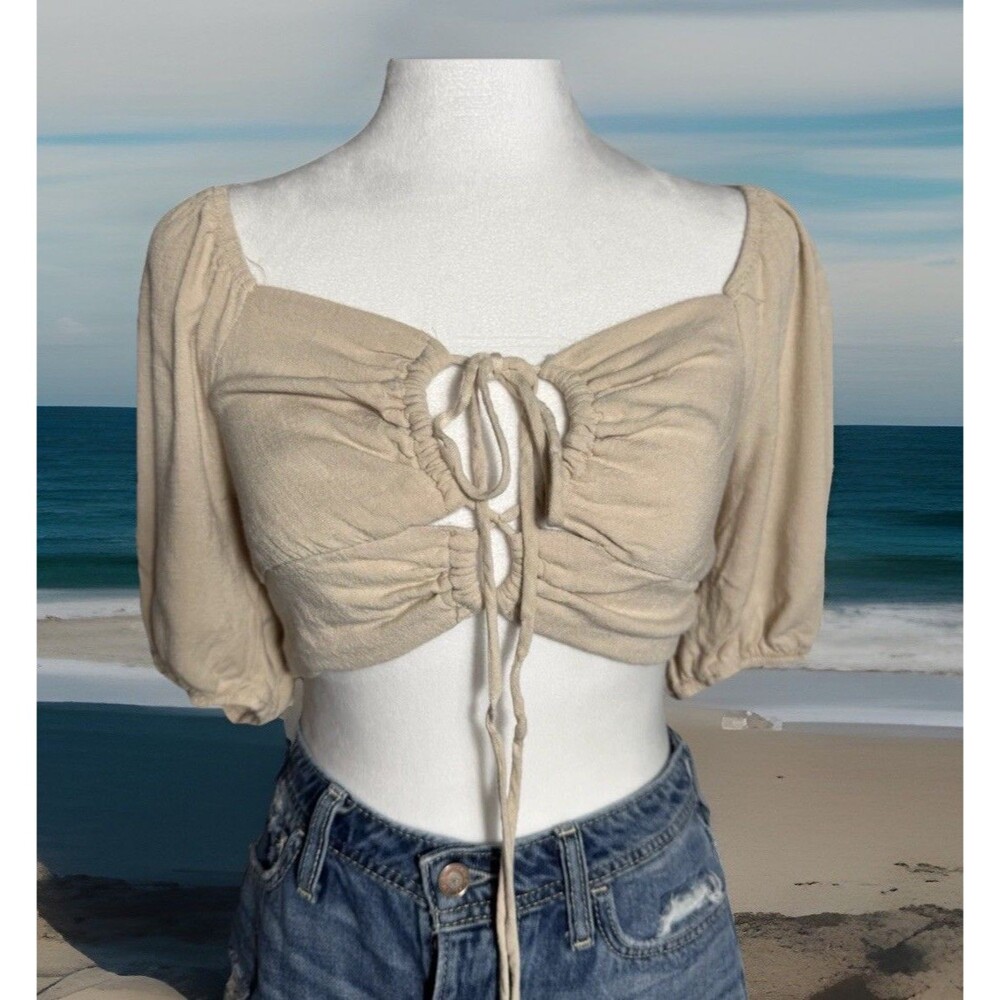Wild Fable Tan Smocked Puff Sleeve Crop Top Sz M Front tie Keyhole Ruching
